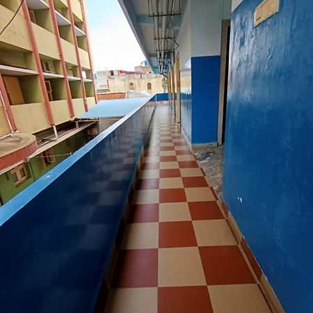 Hotel Elite Krishna à Vellore Extérieur photo